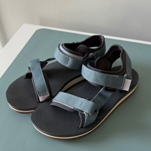 Teva Blue and Gray Women's Sandals